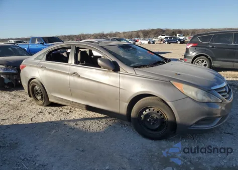 2011 Hyundai Sonata Gls z USA, uszkodzony, nr VIN 5NPEB4AC4BH144401